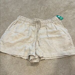NWT Women's Beige Casual Linen Shorts